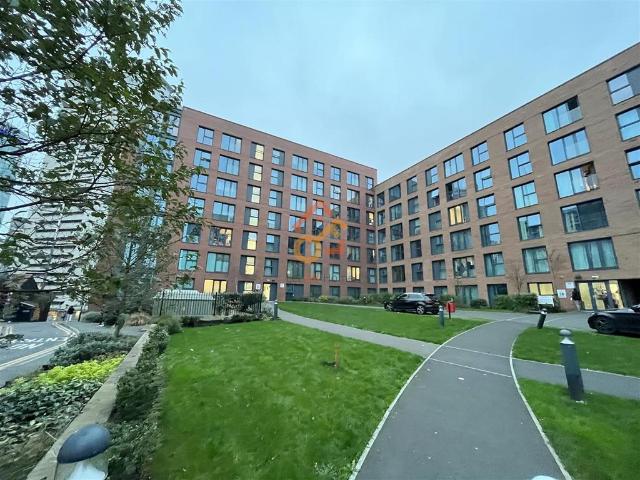 The Axium, 38 Windmill Street. 2 bed flat to rent £1,280 pcm £295 pw