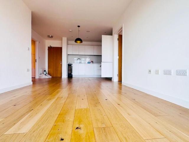 The Axium, Windmill Street, Birmingham B1, 2 bed flat to rent, £1,400 pcm | PrimeLocation