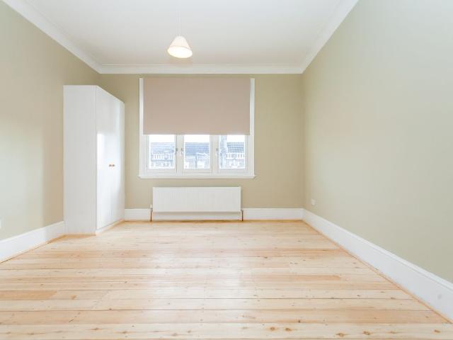 The Boleyn Public House, Green Street, Upton Park E13, Room to rent, £850 pcm | PrimeLocation