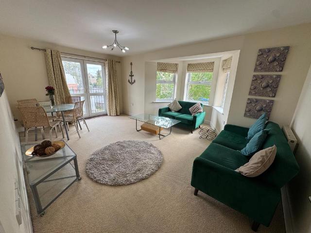 The Bath Building, Bath Road, Old. 2 bed apartment to rent £1,200 pcm £277 pw