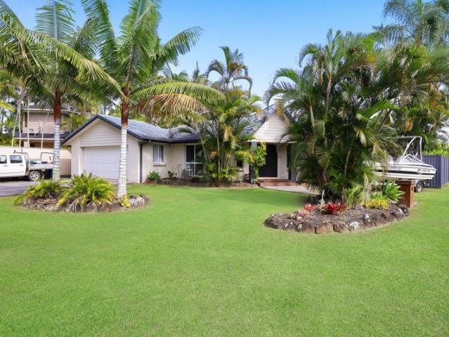 Last Chance for a BigBlock Beauty Family Oasis with Pool in Robina's Most Coveted Pocket