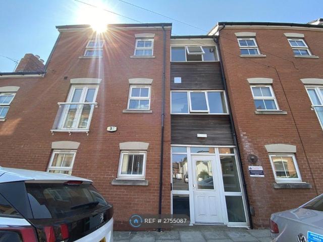 The Bank, Northampton NN1, 2 bed maisonette to rent, £1,000 pcm | PrimeLocation