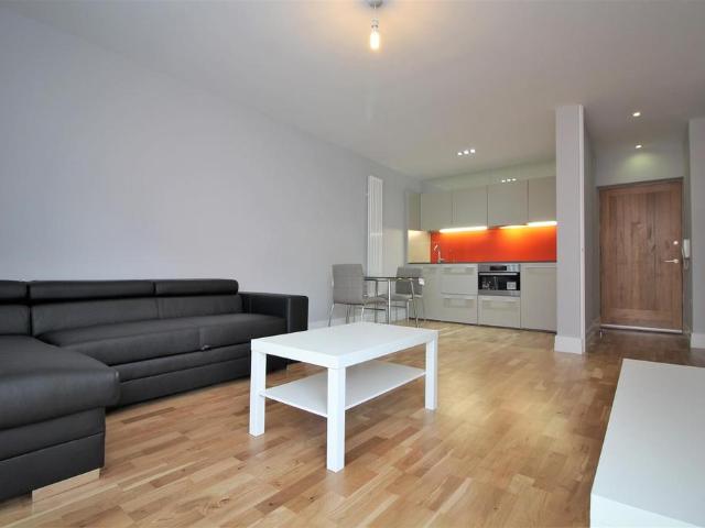 The Bar, Shires Lane, Leicester 1 bed apartment to rent £995 pcm £230 pw