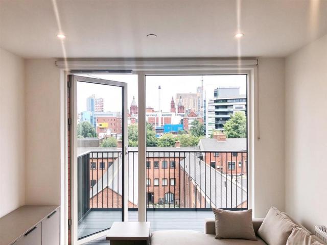 The Barker, 61 Shadwell Street. 1 bed flat to rent £1,300 pcm £300 pw