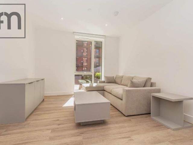 The Barker, 61 Shadwell Street, Birmingham B4, 2 bed flat to rent, £1,695 pcm | PrimeLocation