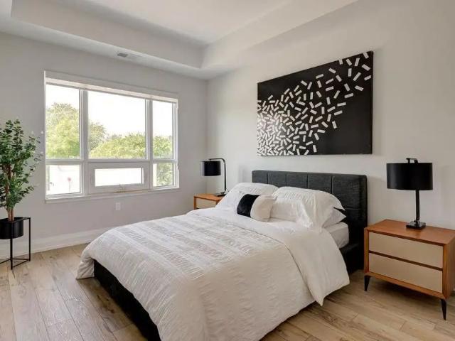 The Bevel — 1 Bedroom + Den The Vesper