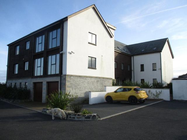 The Beach, Kennack Sands, The Lizard, Cornwall TR12, 2 bed flat to rent, £950 pcm | PrimeLocation