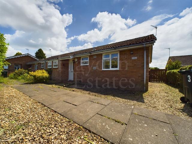 The Beeches, Mamble DY14, 2 bed semi detached bungalow to rent, £975 pcm | PrimeLocation