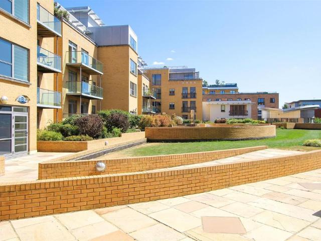 The Belvedere, Cambridge CB2 1 bed apartment to rent £1,550 pcm £358 pw