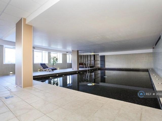 The Belvedere, Cambridge, CB2 2 bed flat to rent £2,400 pcm £554 pw