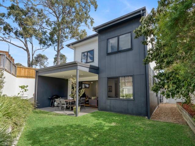 The Best of Both Worlds. Modern Style, Standalone Privacy