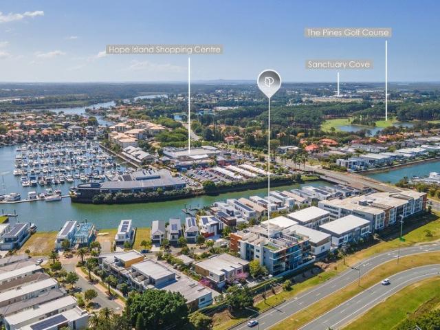 The Best of Hope Island Private and Secure Ground floor Apartment!