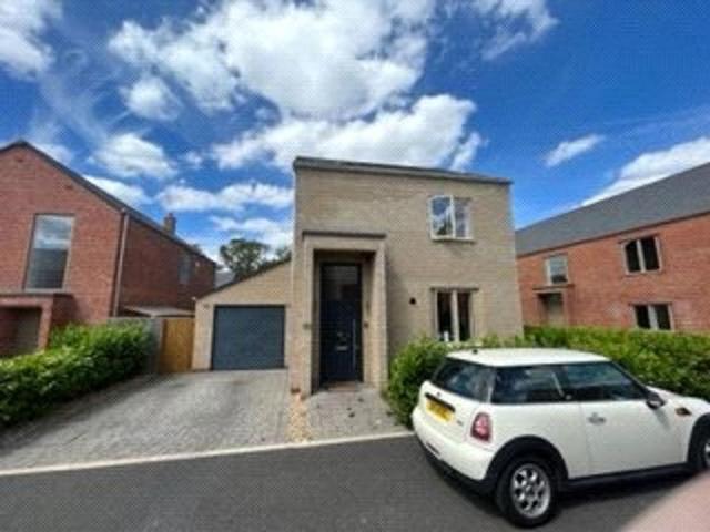 The Birches, Humberston, DN36 3 bed detached house to rent £1,500 pcm £346 pw