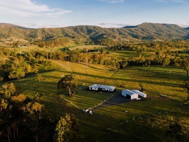 The Bluff A Master Planned 50 Acre Retreat Framed by Extraordinary Scenery