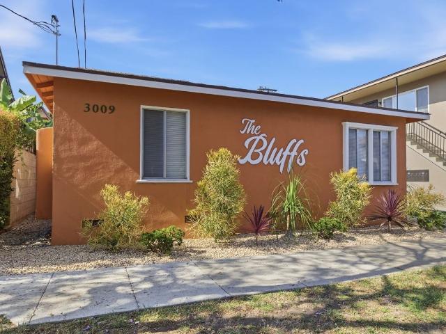 The Bluffs 1 Bedroom Apartment for Rent at 3009 E 3rd St, Long Beach, CA 90814 Eastside