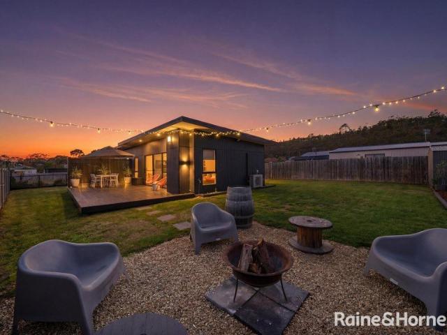 The Black Shack Contemporary Coastal Luxury