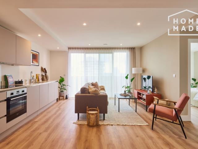 The Blossoms 2 bed apartment to rent £1,885 pcm £435 pw