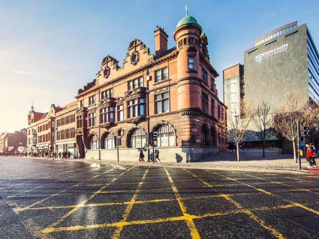 The Bruce Building, City Centre Studio to rent £913 pcm £211 pw