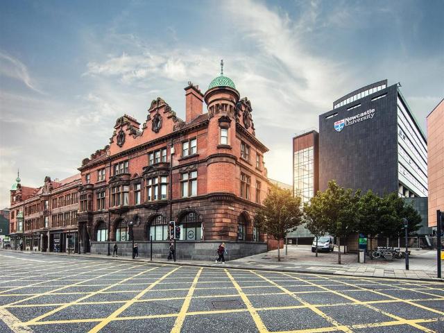 The Bruce Building, Newcastle Upon Tyne Studio to rent £800 pcm £185 pw