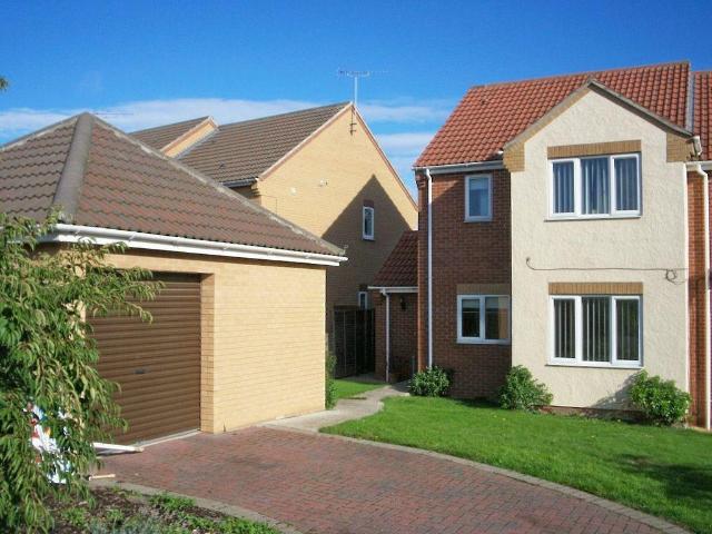 The Brambles, Littleport, ELY. 3 bed semi detached house to rent £1,300 pcm £300 pw