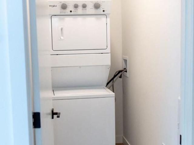 The Bridgwater 1 Bedroom Apartment for Rent at 250 Centre St, Winnipeg, MB R3Y 2A1 Waverley West