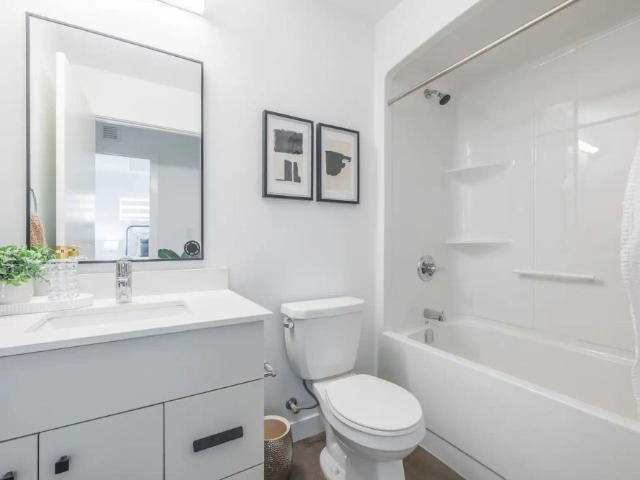 The Bridgwater 250 Centre Street — Suite C