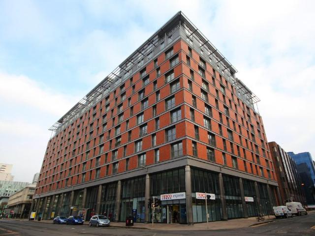 The Bridge, Argyle Street, Glasgow G2 2 bed terraced house to rent £1,500 pcm £346 pw