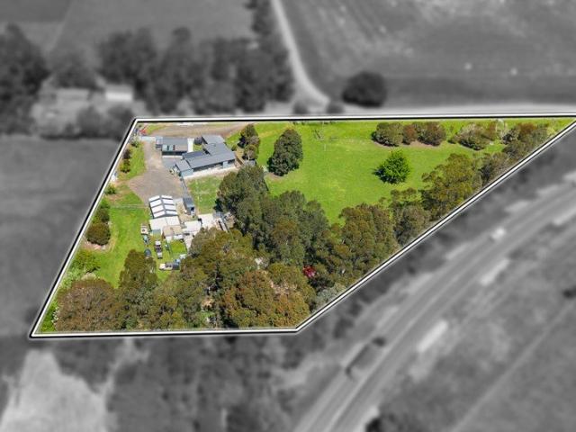 The Brief: 13 Bradys Lane, Glengarry West