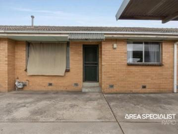 The Brief: Comfort, Convenience & Easy Living in the Heart of Cranbourne!