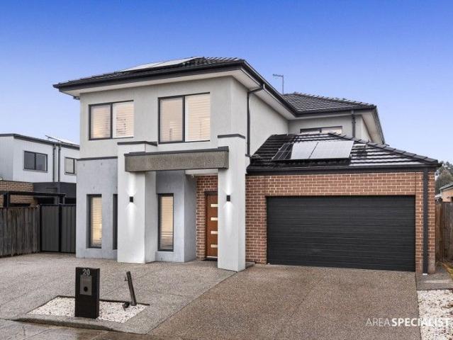 The Brief Contemporary Family Excellence in the Heart of Williams Landing with walking distance to Train Station and Shopping Centre!