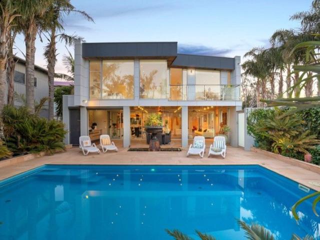 The Brief: Cascades Luxury Living Just Steps from the Sea!