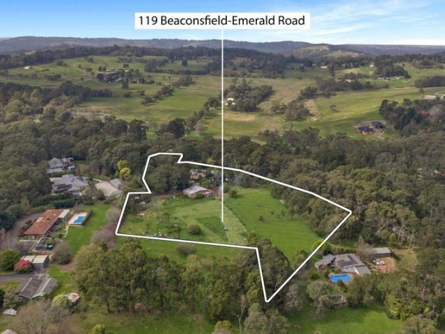 The Brief: Almost 8 Acres Across Two Titles. A Rare Beaconsfield Upper Opportunity
