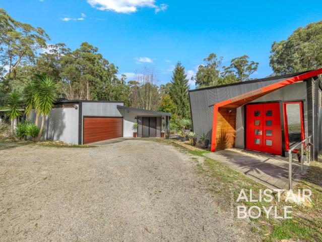 The Brief: Architectural Masterpiece | Uncompromising Quality | Ultimate Lifestyle Estate