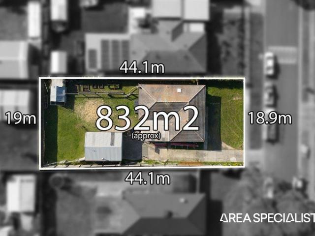 The Brief: Be the King of Kingston Avenue 830m² of Opportunity in Pakenham