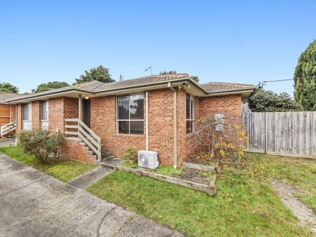 The Brief: Beautifully Renovated Three Bedroom Unit in a Prime Langwarrin Location