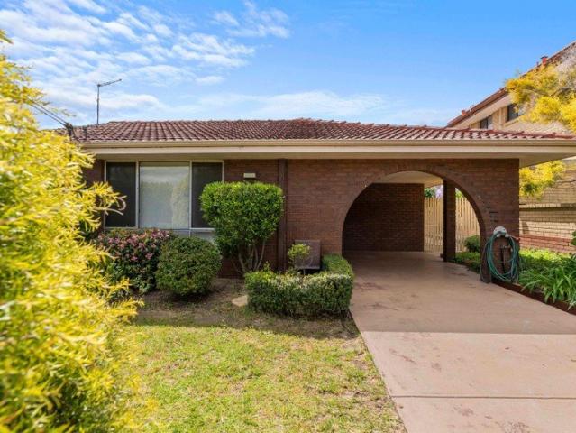 The Brief: Easy Care Duplex in a Fantastic Carine Location
