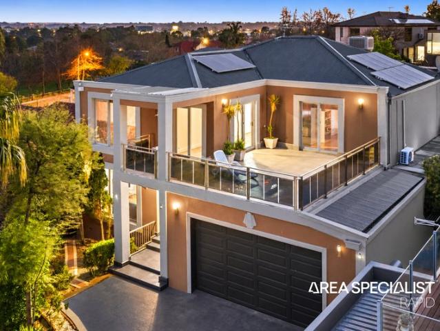 The Brief: Elegant Five Bedroom Family Residence with Exceptional Entertaining