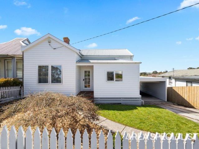 The Brief: Fully Renovated, Beautifully Finished and a View to Die For!