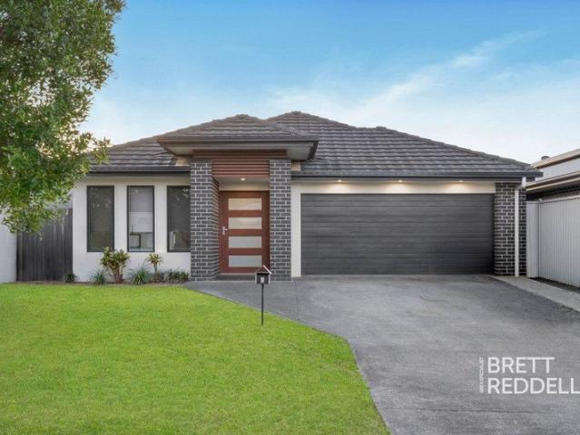 The Brief: 4 bedroom house Ormeau Hills with 6.6kW Solar, Media Room and Caravan Space Northern Gold Coast Family Living