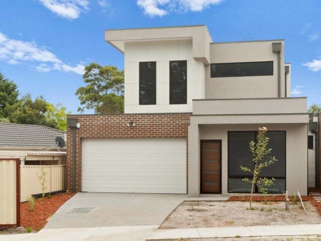 The Brief: Modern Family Living in a Coveted Frankston South Setting