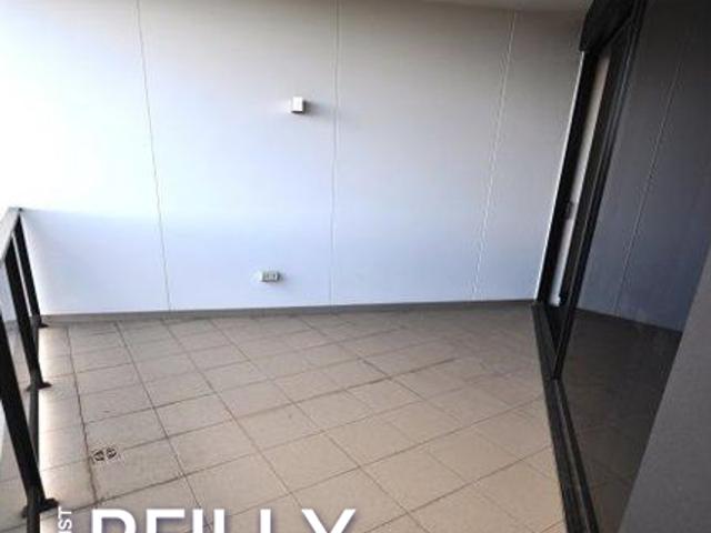 The brief: sizeable apartment in subi centro!