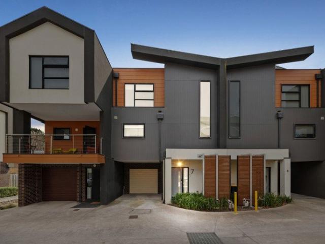 The Brief: Tri level Modern Living in Harmony Gardens Estate