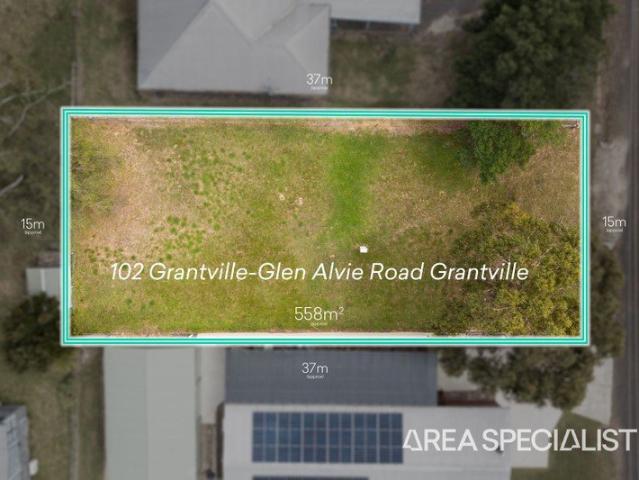The Brief: Vendor Says Sell! Your Dream Coastal Lifestyle Awaits