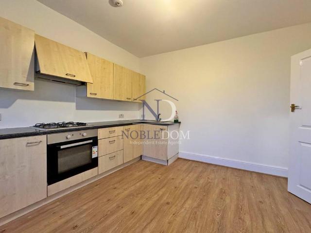 The Broadway, Greenford, UB6 1 bed flat to rent £1,400 pcm £323 pw