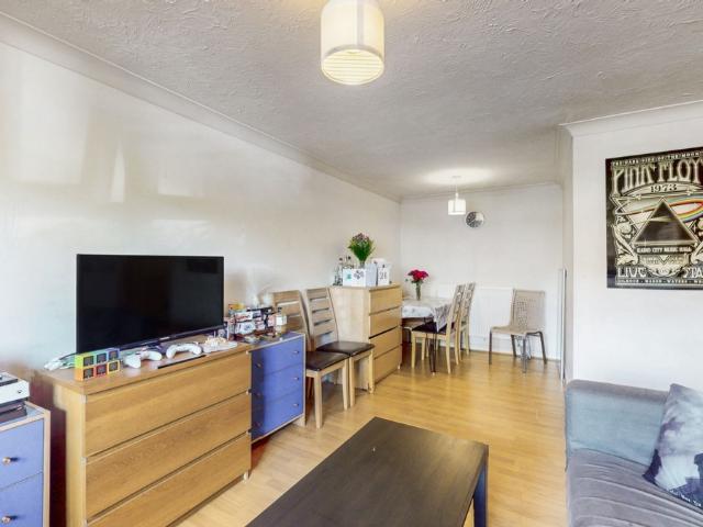 Durnsford Road, Wimbledon, London