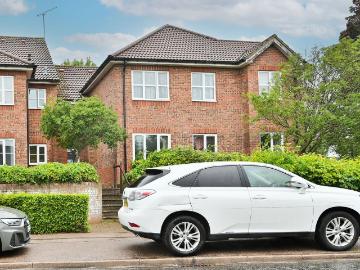 The Brow, Abbotsbury Court WD25, 2 bed flat to rent, £1,600 pcm | PrimeLocation