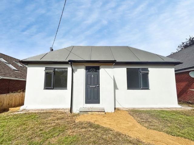 The Butts, Westbury BA13, 4 bed detached bungalow to rent, £2,200 pcm | PrimeLocation