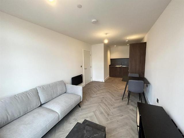 The Bull, 1 Price Street, Birmingham, B4 6JU, United Kingdom | 1 bed apartment for rent #139403749 | Rentberry
