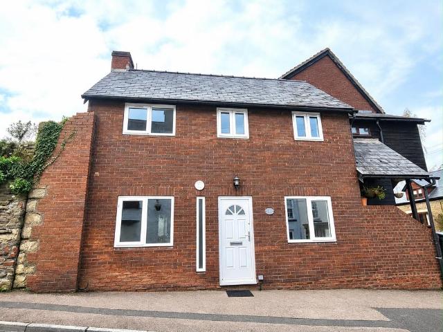 The Burgage, Old Dixton Road, Monmouth 2 bed semi detached house to rent £1,000 pcm £231 pw