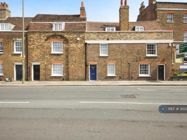 The Burroughs, London, NW4 3 bed terraced house to rent £2,500 pcm £577 pw